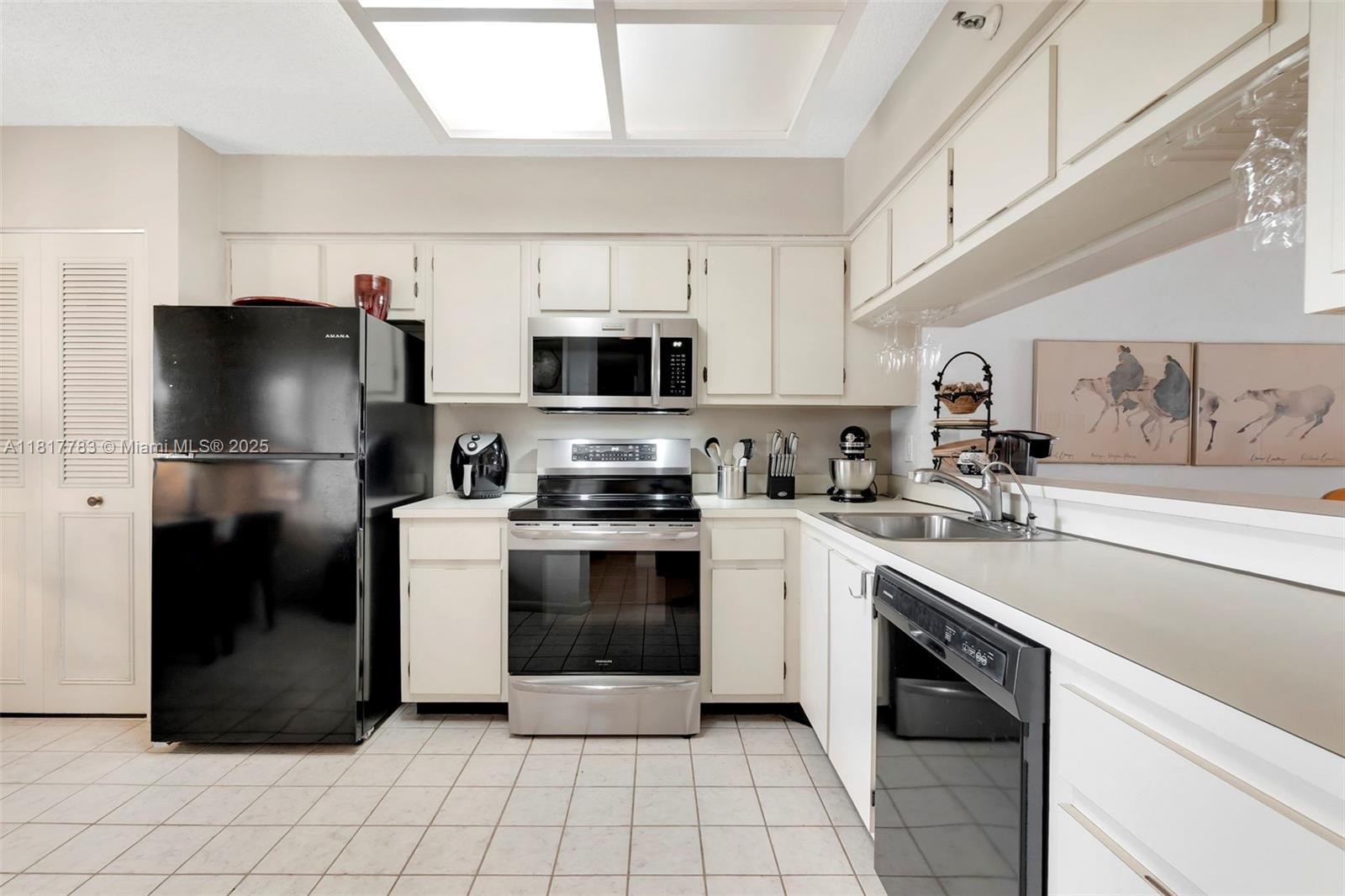 Property photo # 7