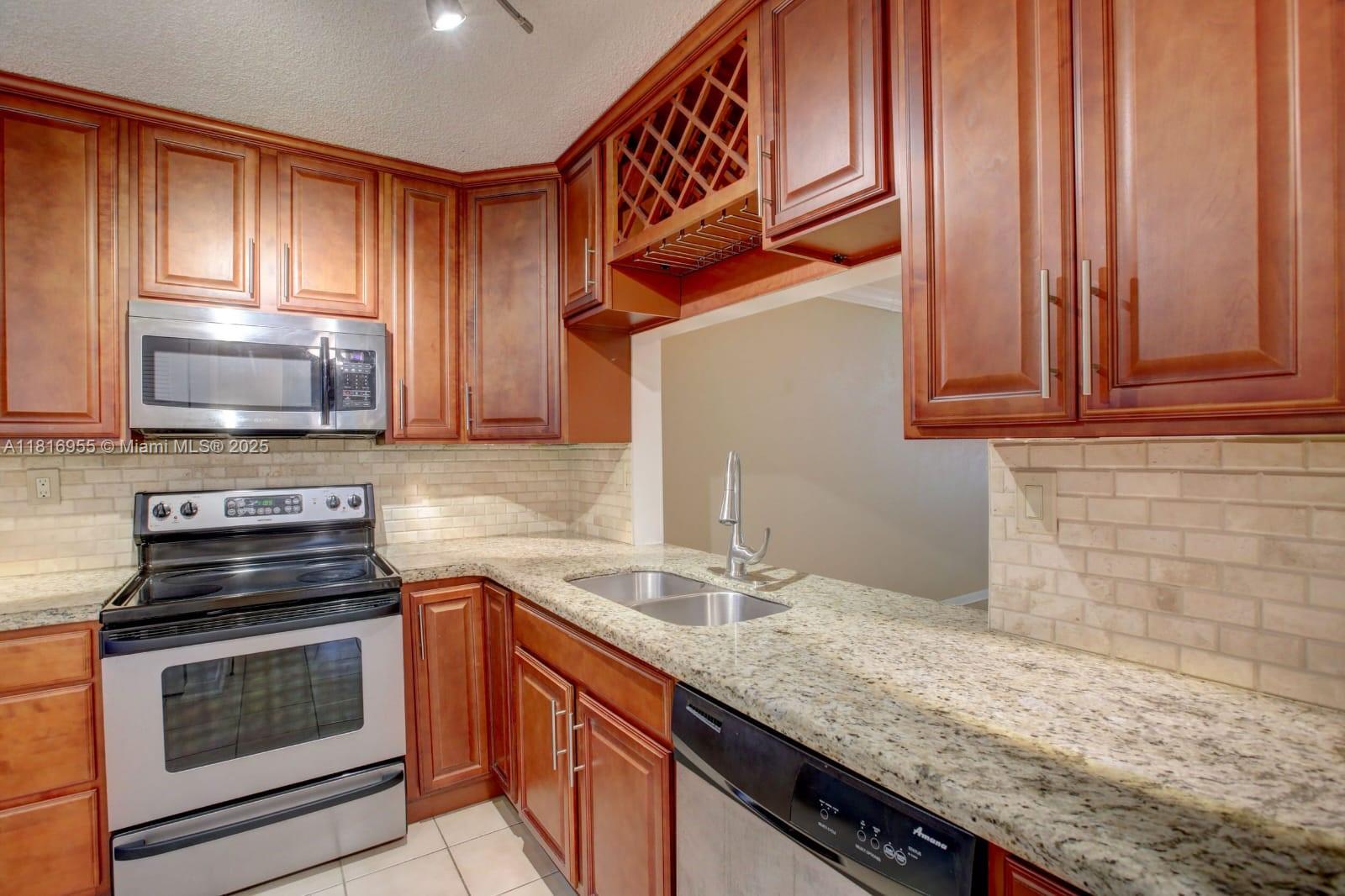 10 Seville Cir #6-54, Davie, Florida image 9