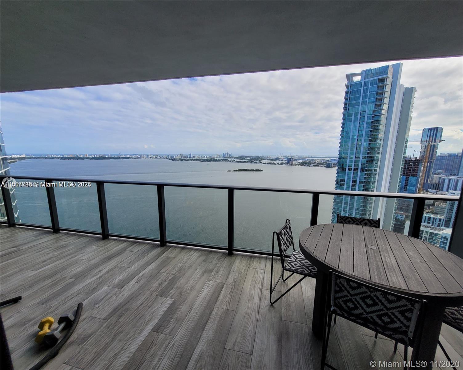 Apartamento en Alquiler en Miami, FL