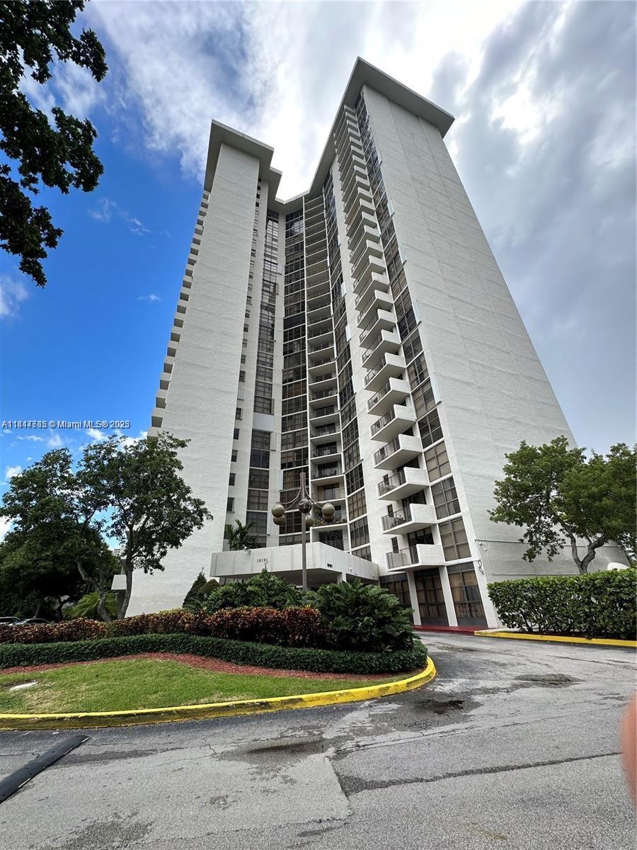 18181 NE 31st Ct #1801, Aventura, Florida image 29