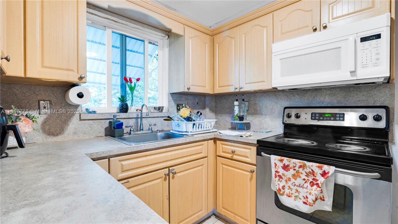 3145 Hollywood Blvd, Hollywood, Florida image 12