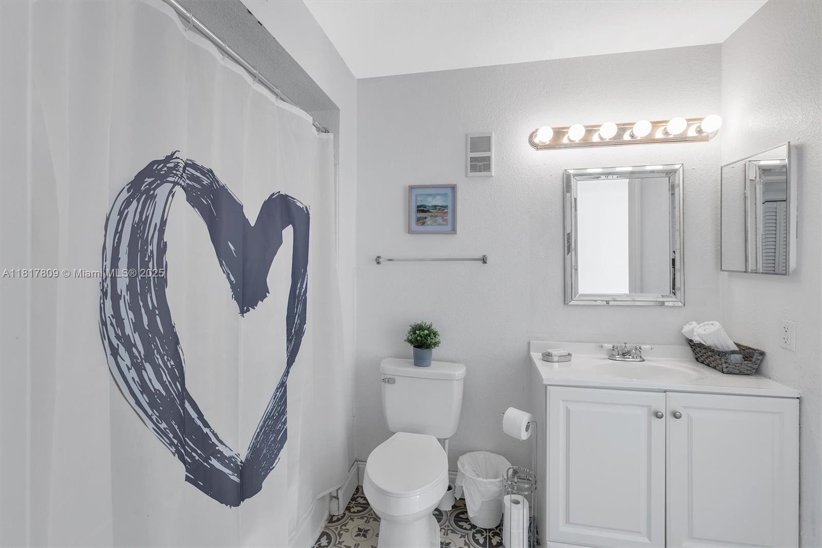 Property photo # 9