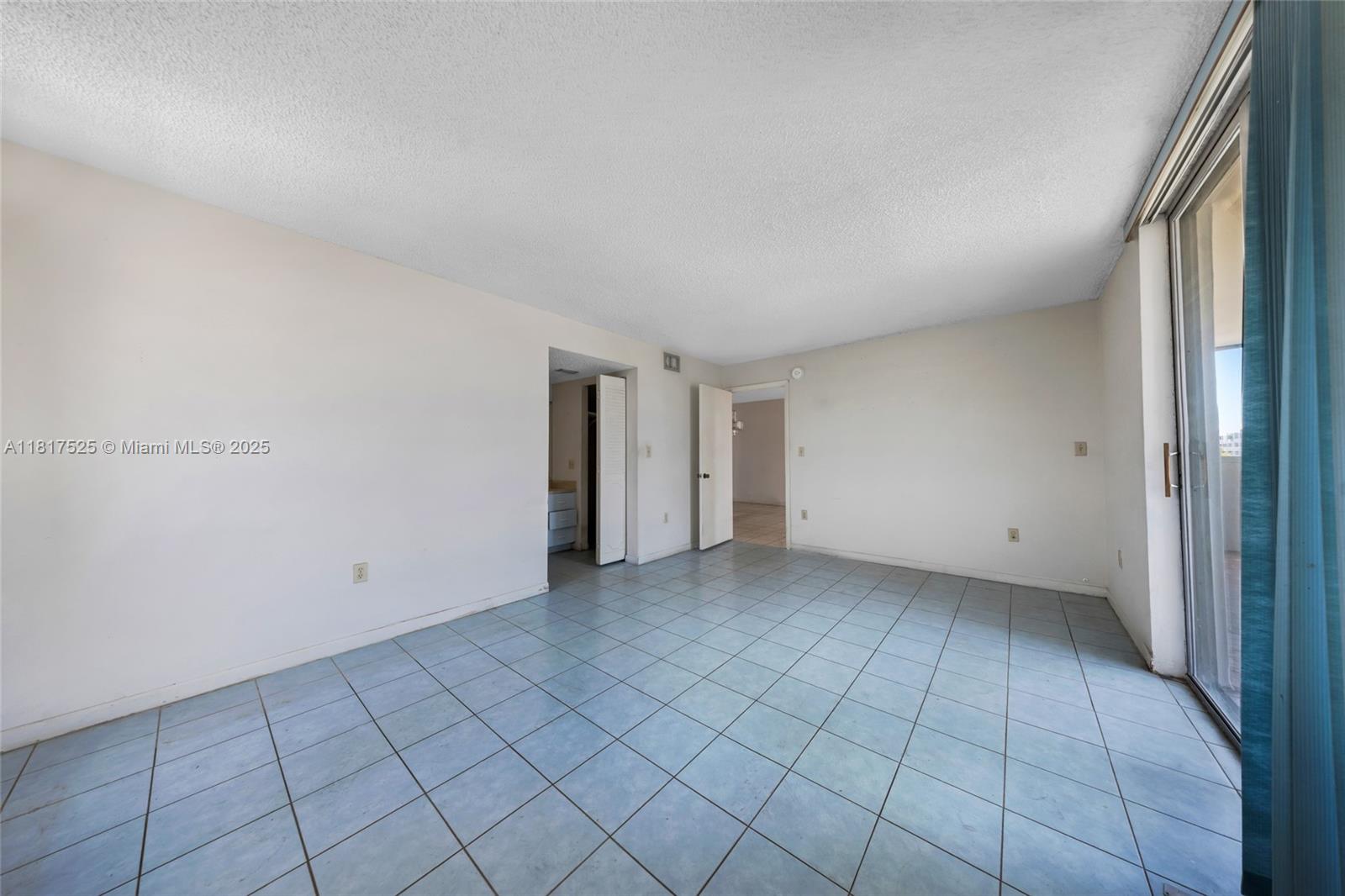 7921 Byron Ave #407, Miami Beach, Florida image 14