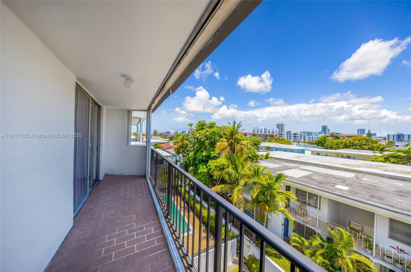 7921 Byron Ave #407, Miami Beach, Florida image 25