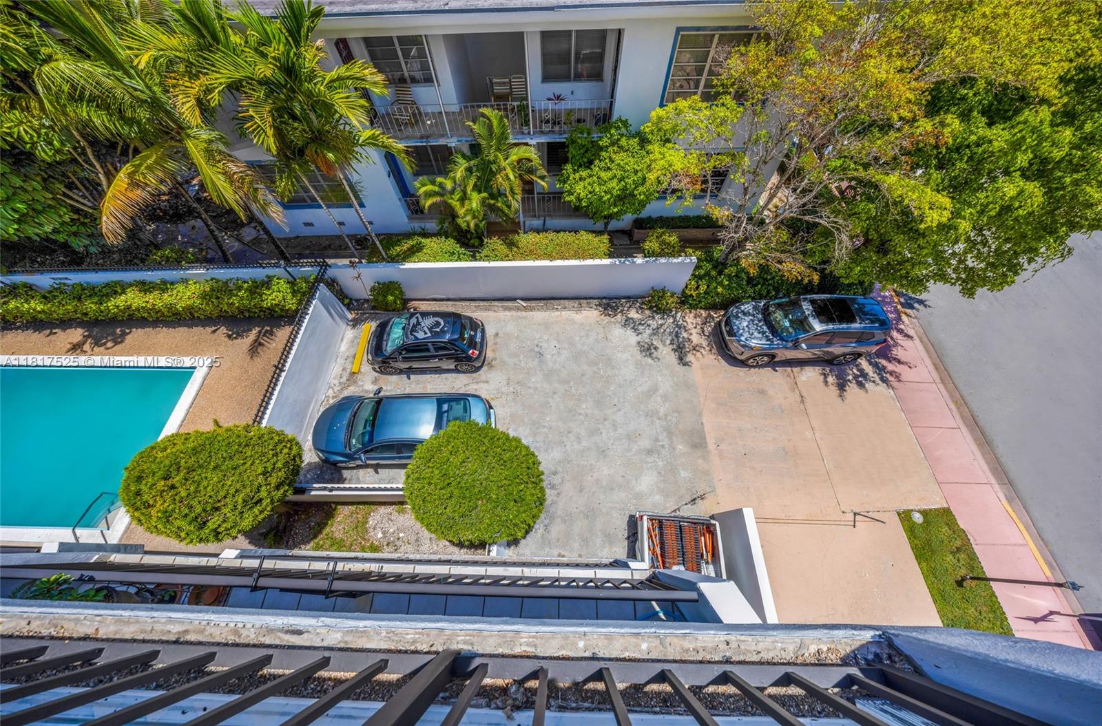 7921 Byron Ave #407, Miami Beach, Florida image 27