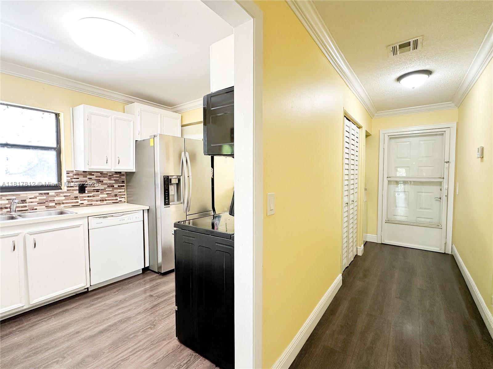 5975 Forest Hill Blvd #206, West Palm Beach, Florida image 4