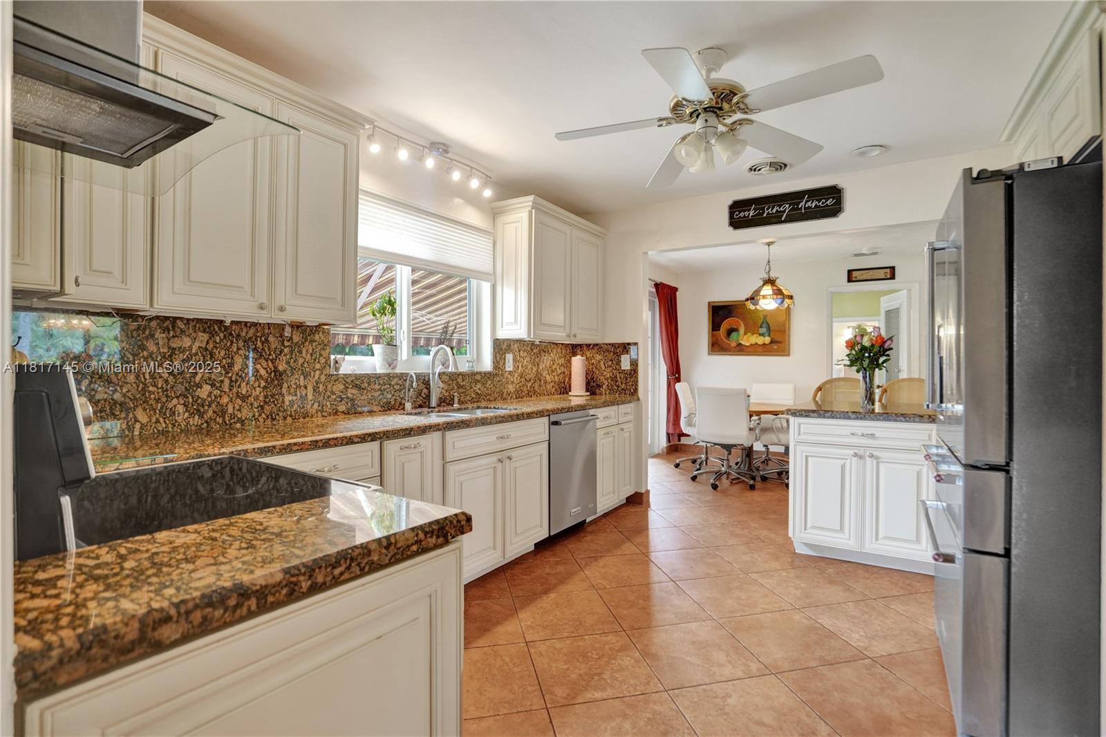 1242 Adams St, Hollywood, Florida image 6