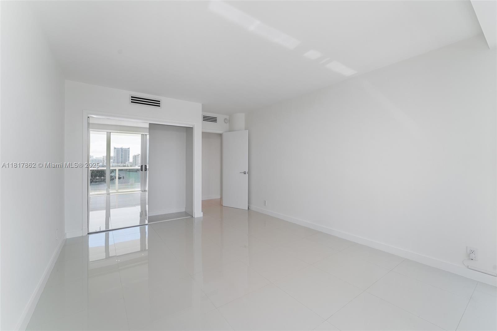 900 Bay Dr #904, Miami Beach, Florida image 21