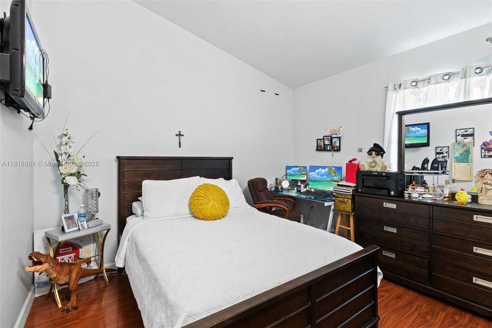 615 NW 108th Ter, Pembroke Pines, Florida image 17