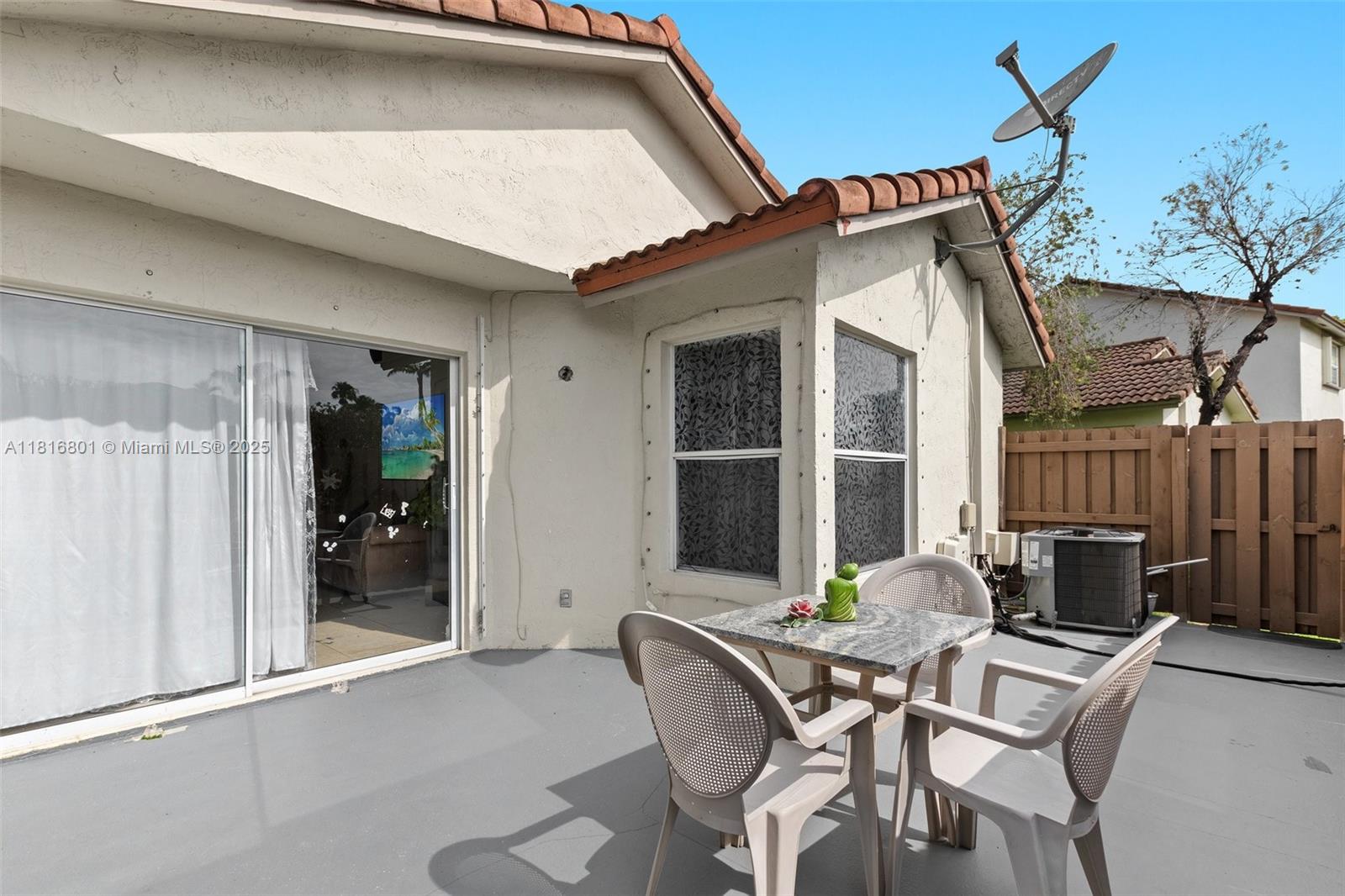 615 NW 108th Ter, Pembroke Pines, Florida image 20