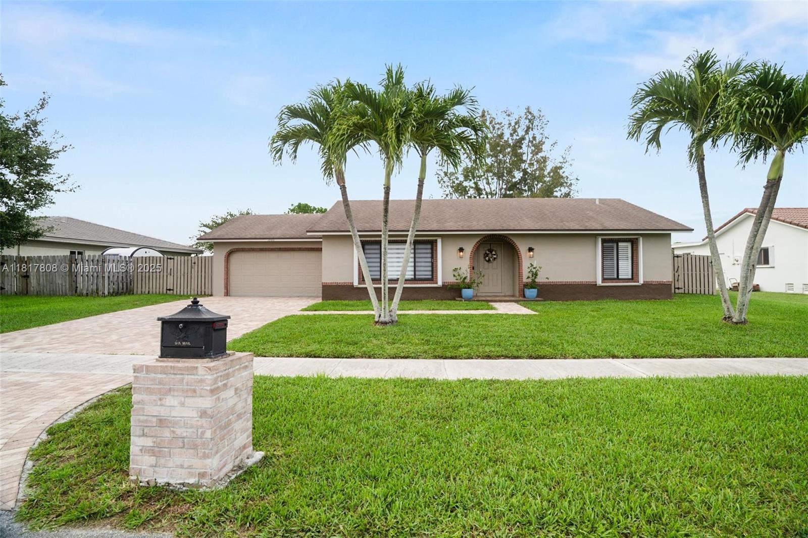 13317 8th Ct, Sunrise, Florida 33325