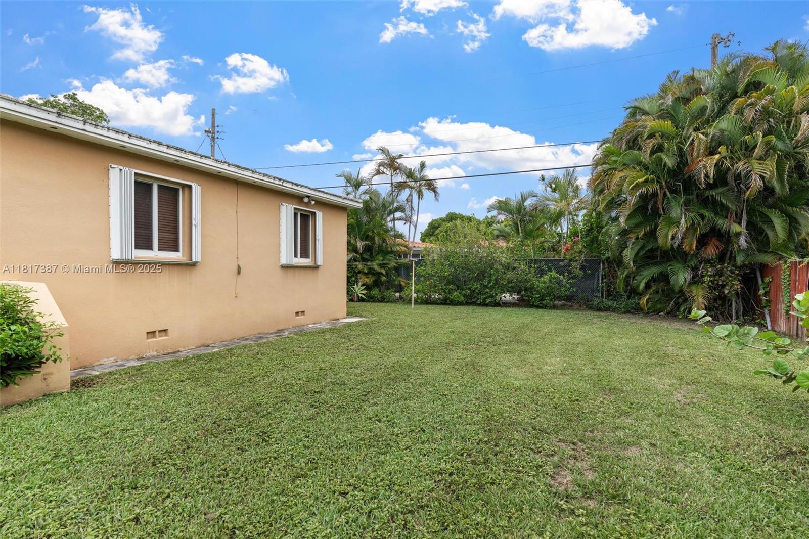 3241 SW 20th St, Miami, Florida image 17