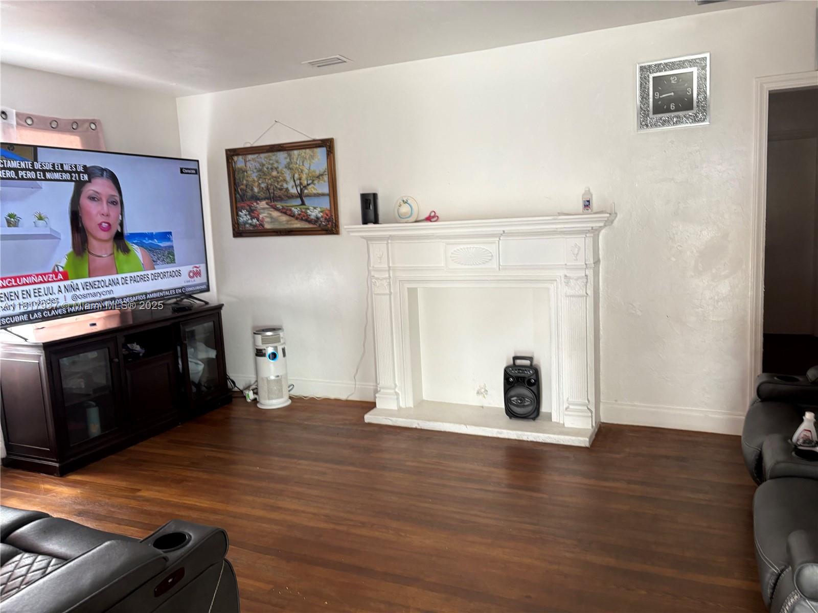 3072 SW 16th St, Miami, Florida image 17