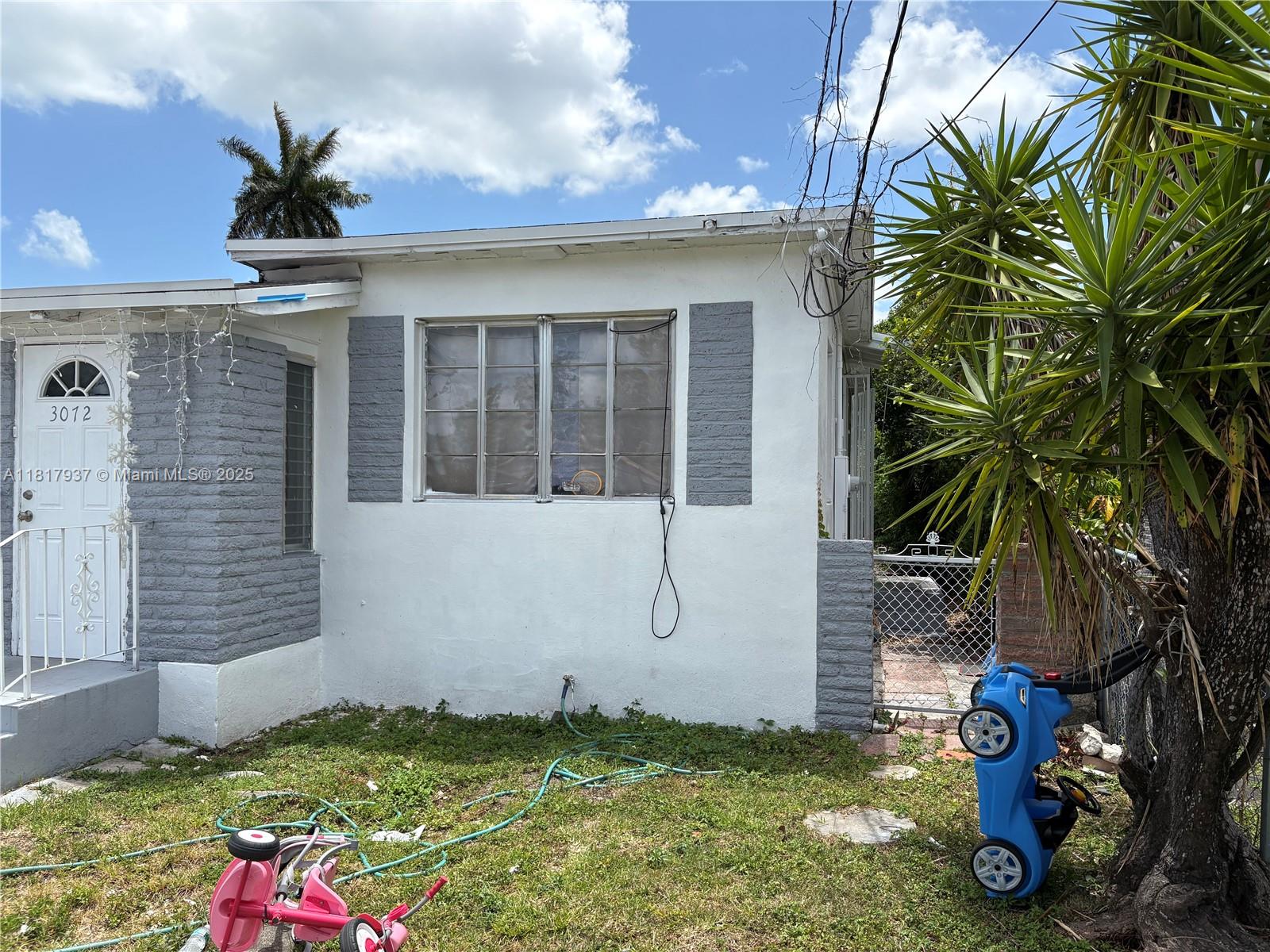 3072 SW 16th St, Miami, Florida image 8
