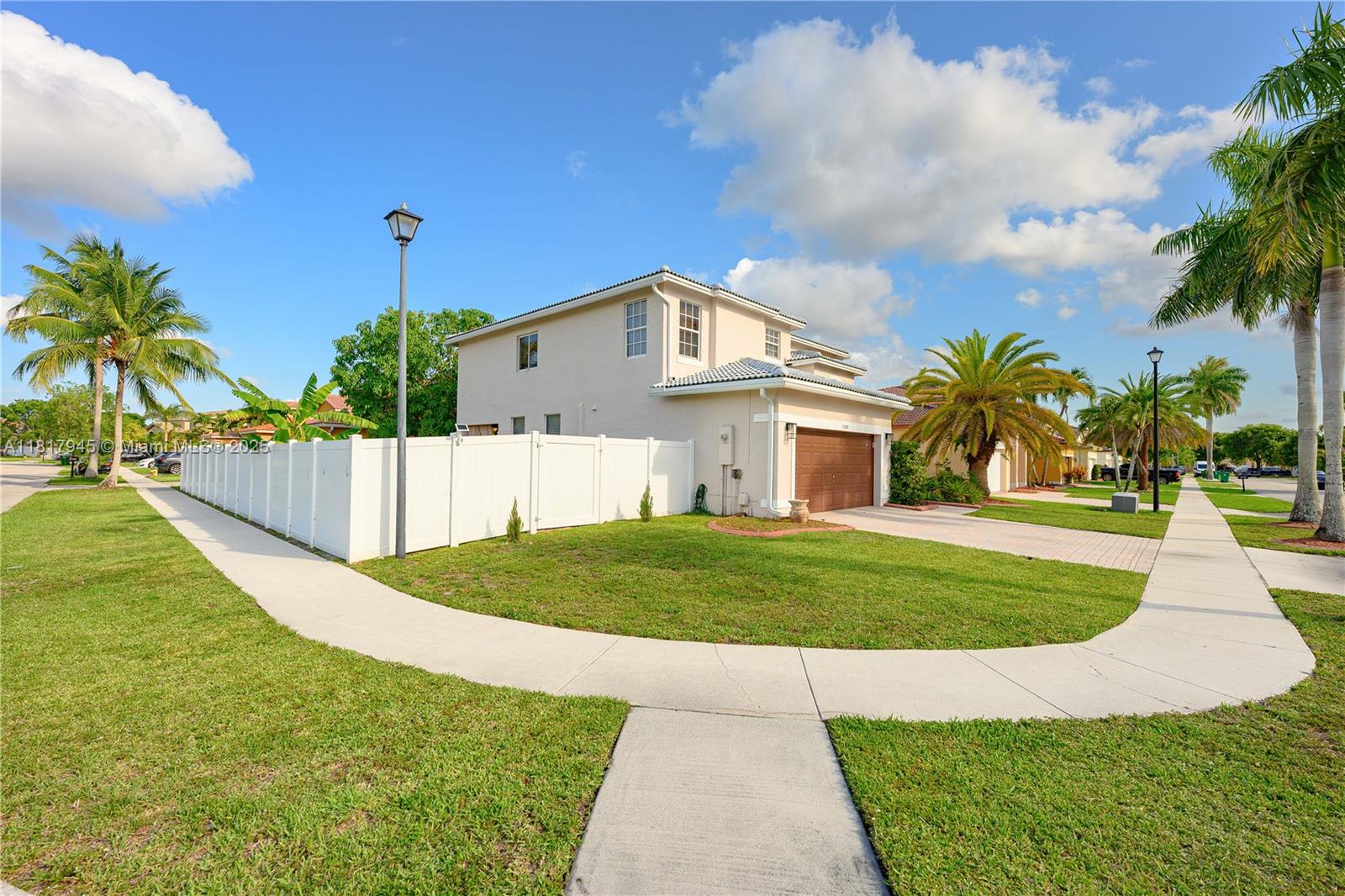 Property photo # 2