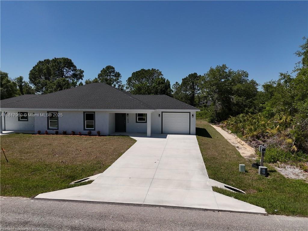 7004 San Bruno Dr, Sebring, Florida image 5