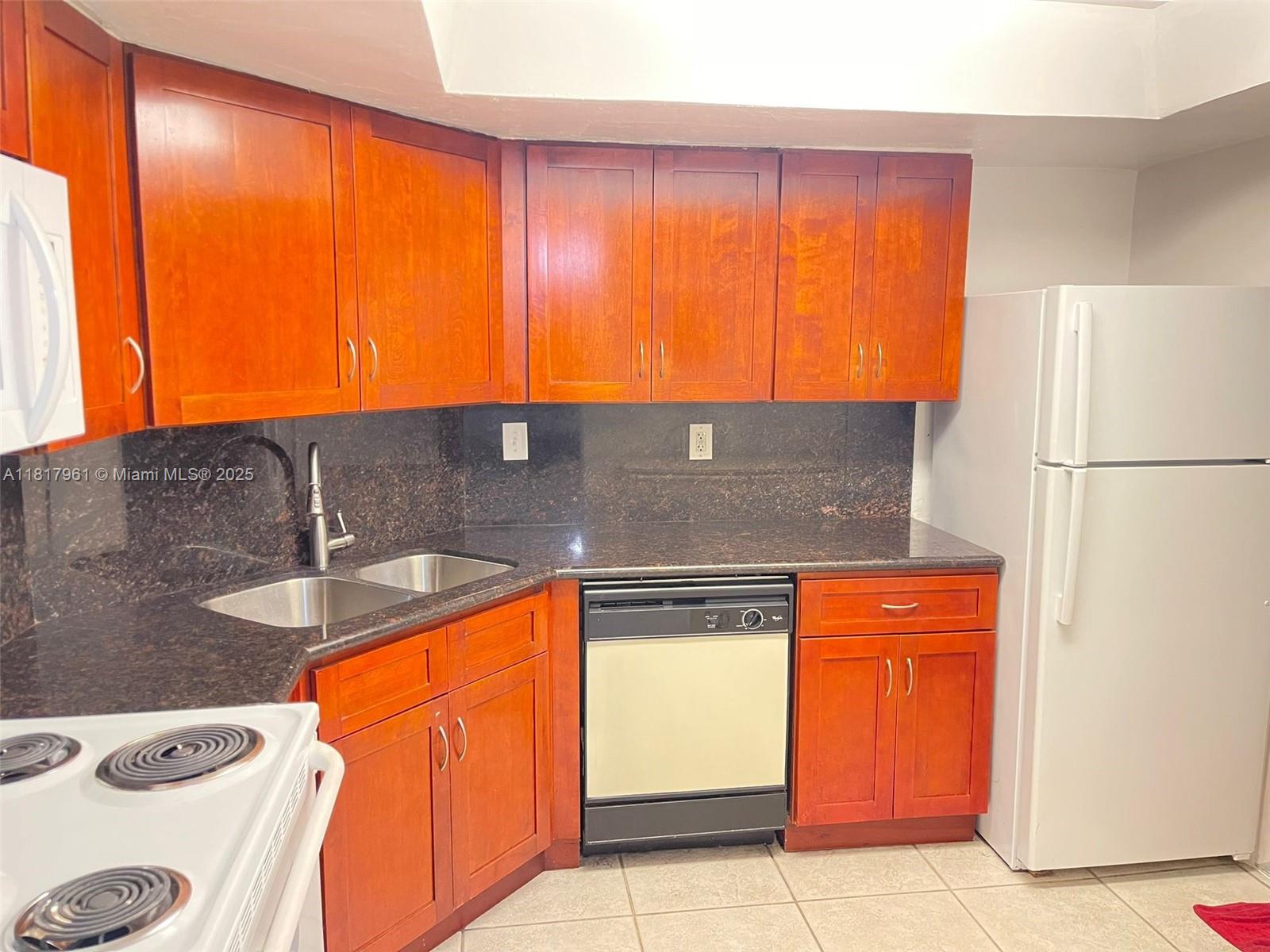 Property photo # 0