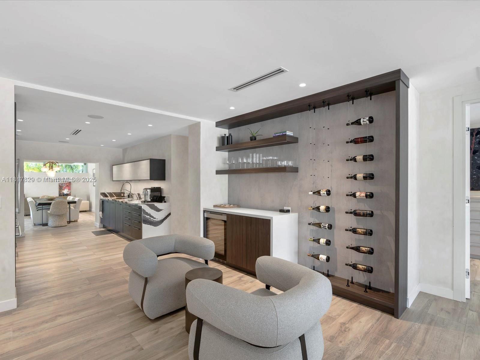 2371 Bayview Ln, North Miami, Florida image 17