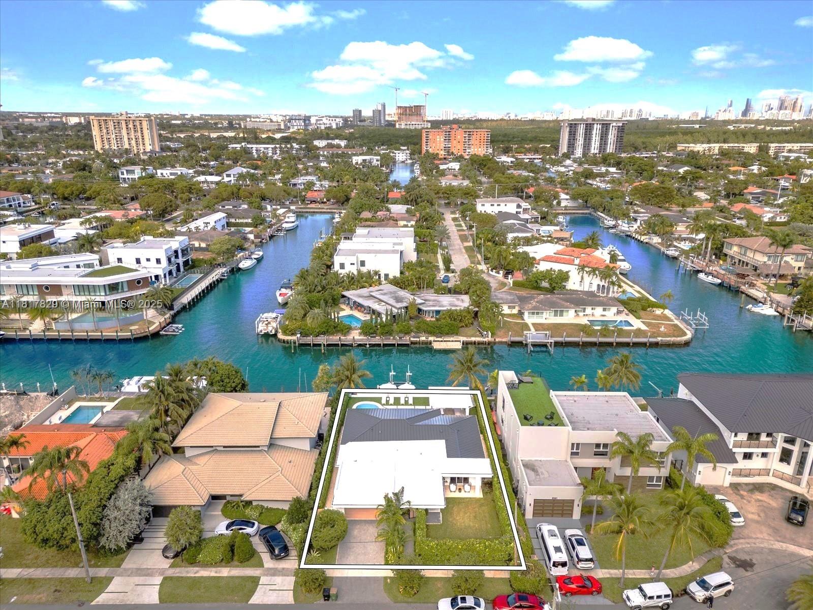 2371 Bayview Ln, North Miami, Florida image 23