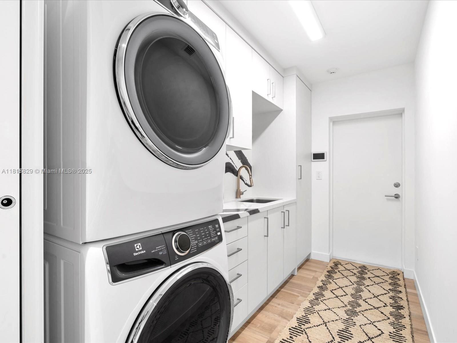 2371 Bayview Ln, North Miami, Florida image 42