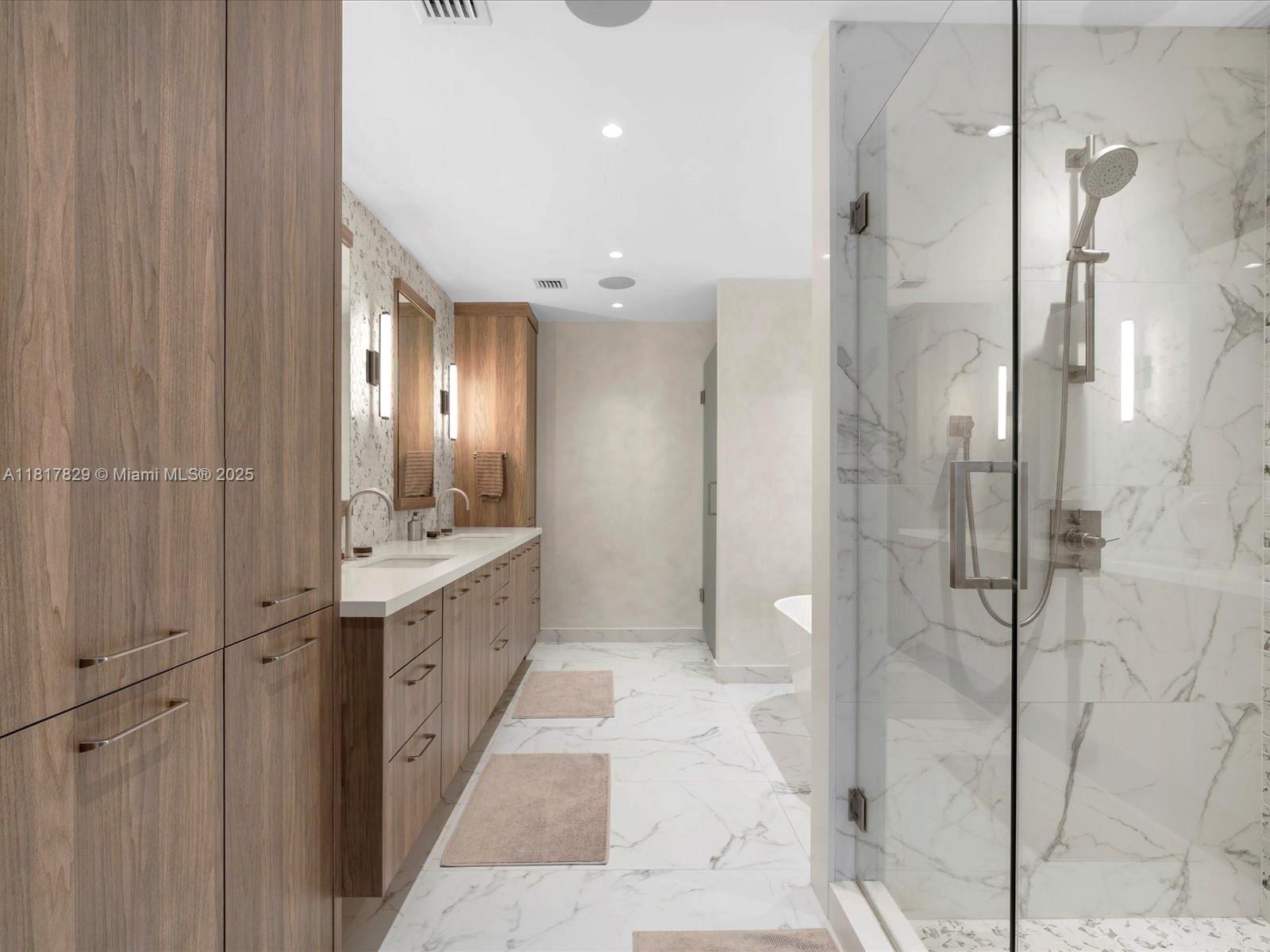 2371 Bayview Ln, North Miami, Florida image 5