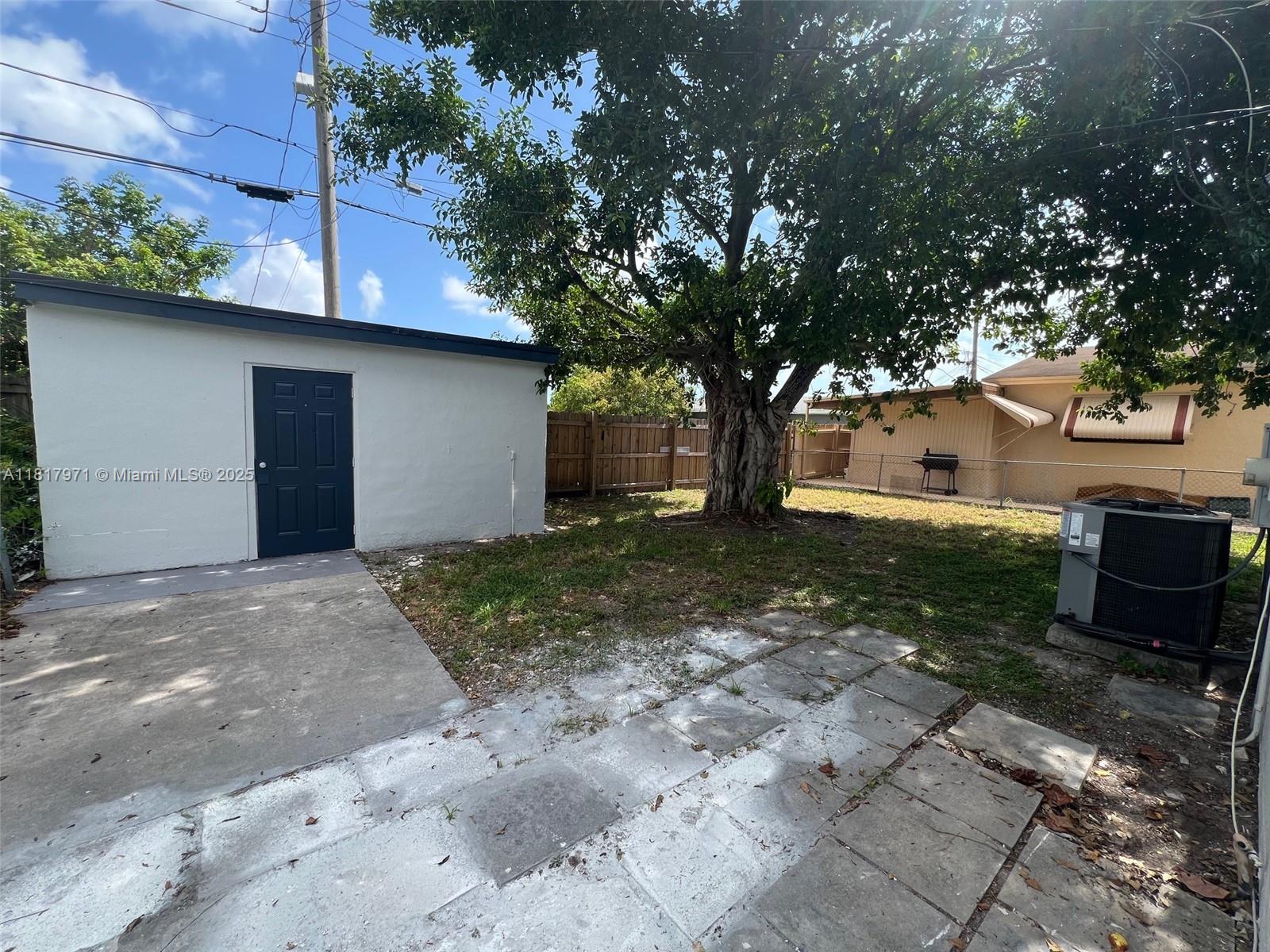 5291 Flagler St, Hollywood, Florida image 24
