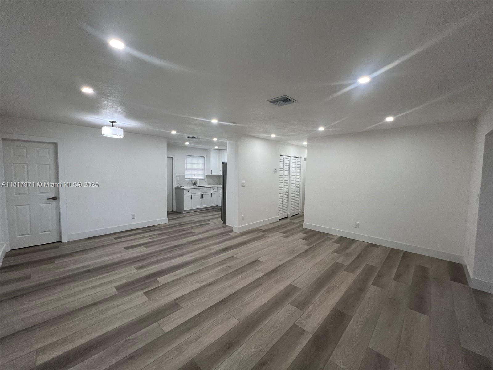 5291 Flagler St, Hollywood, Florida image 5