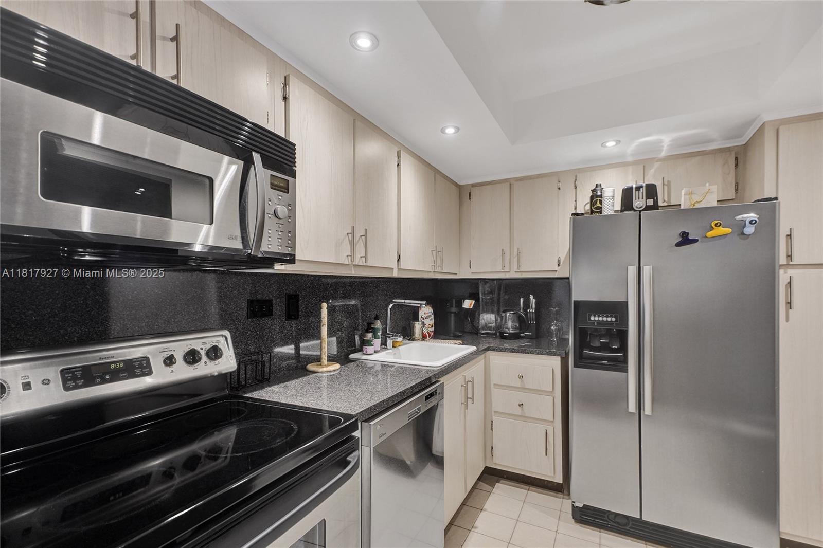 Property photo # 4