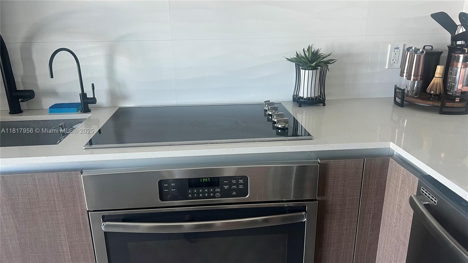 Property photo # 9
