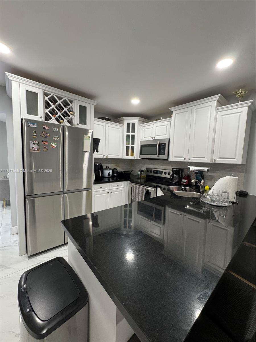 11510 SW 7th St, Sweetwater, Florida image 13