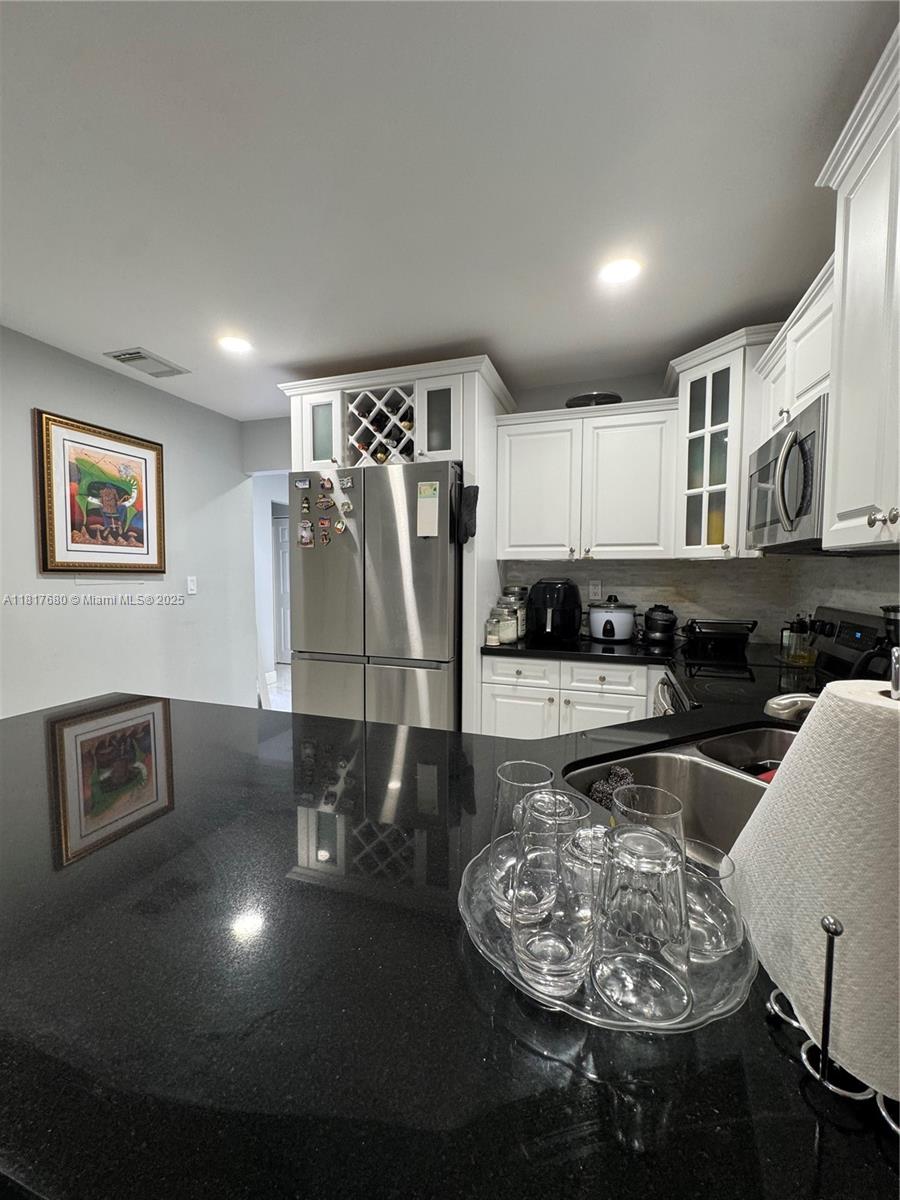 11510 SW 7th St, Sweetwater, Florida image 14