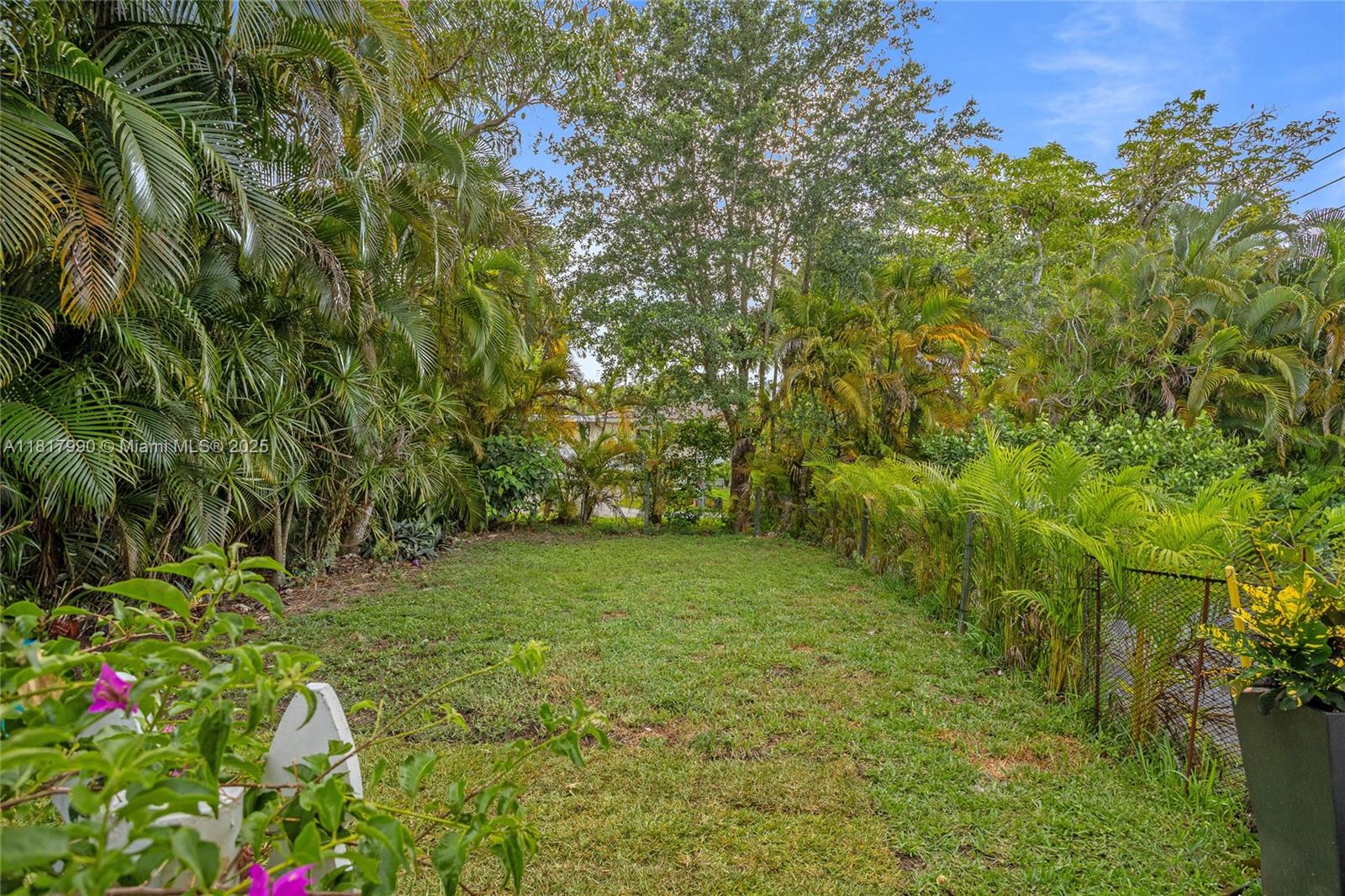 790 NE 119th St, Biscayne Park, Florida image 28