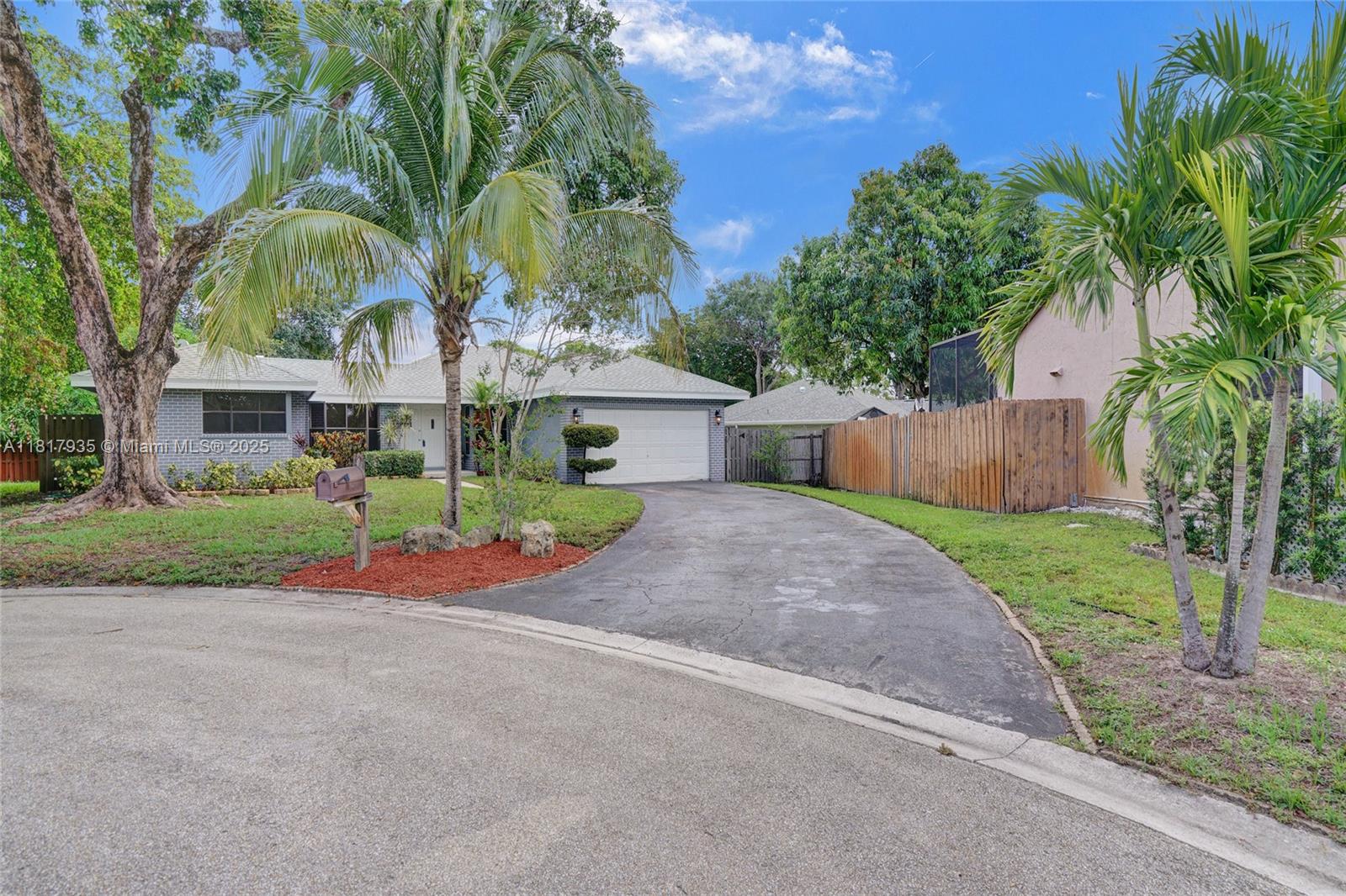 4459 NW 113th Ln, Coral Springs, Florida image 31