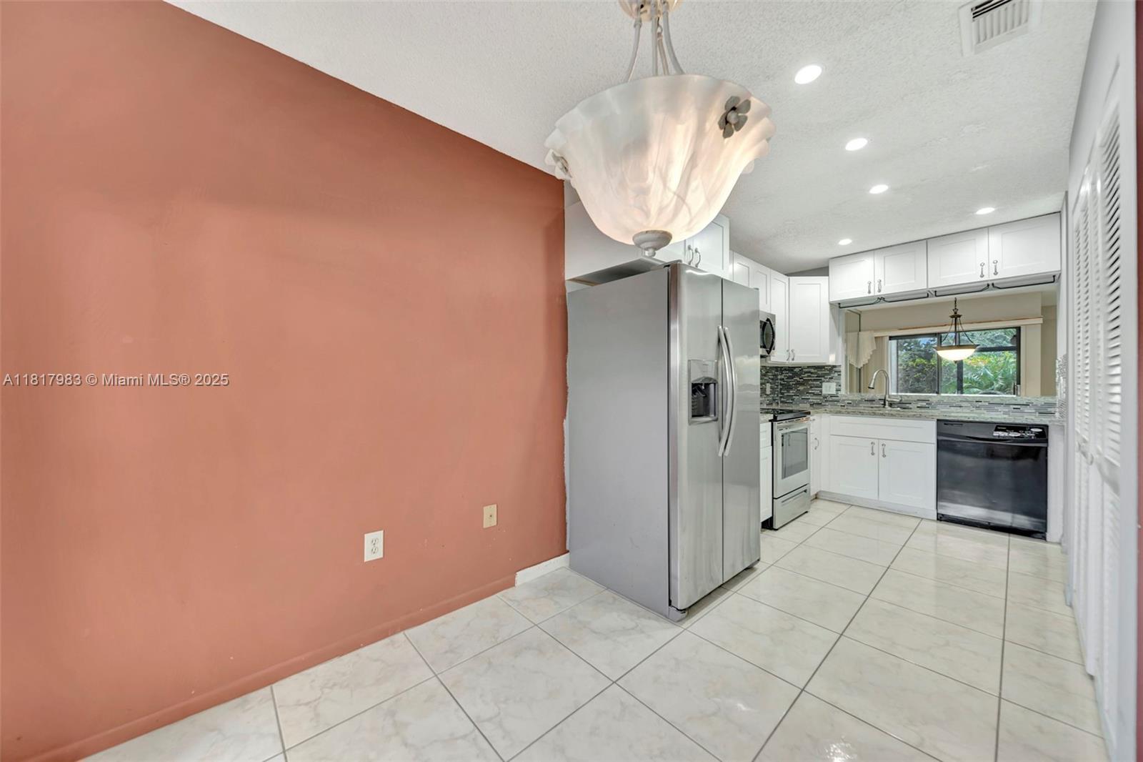 1615 N 14th Ter, Hollywood, Florida image 13