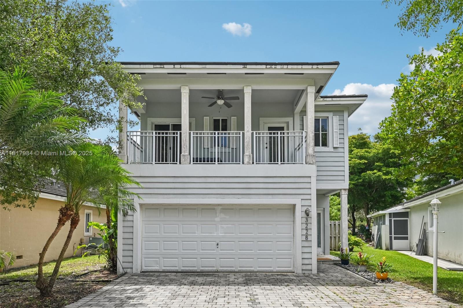3228 SE 3rd Dr, Homestead, Florida image 1