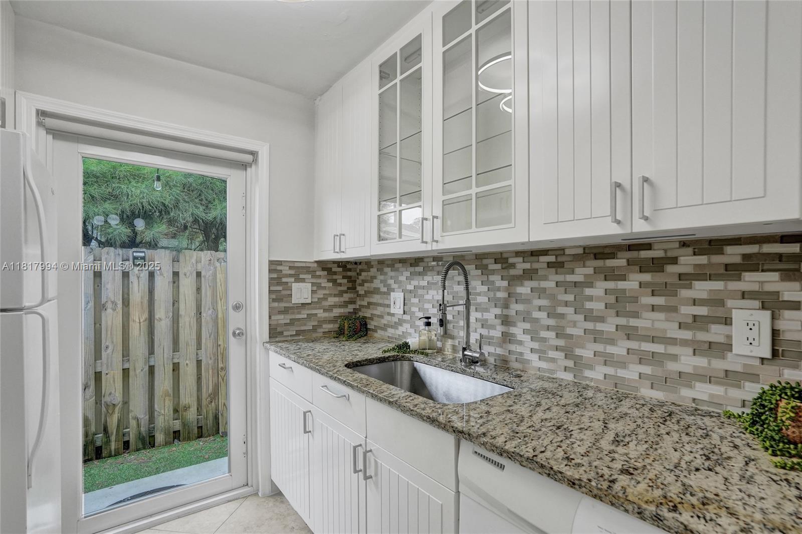 Property photo # 6