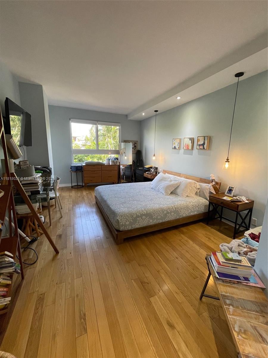 Property photo # 6