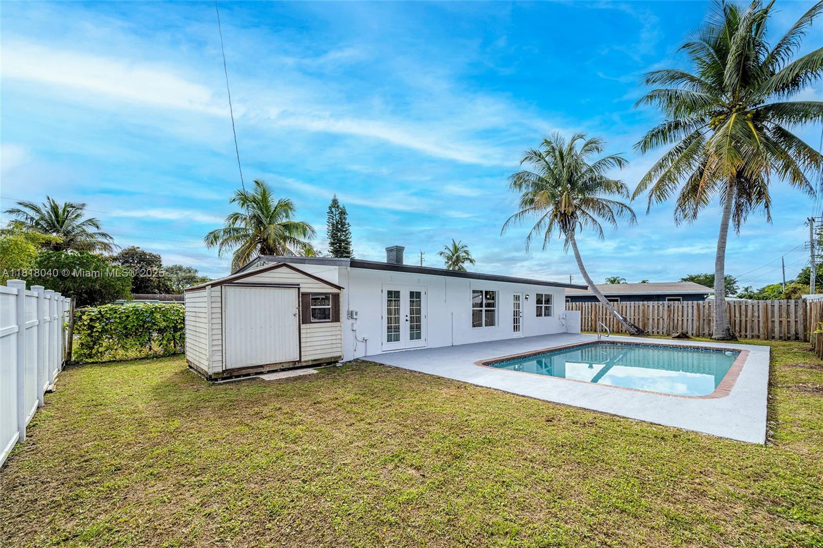 6113 NW 18th St, Margate, Florida image 9
