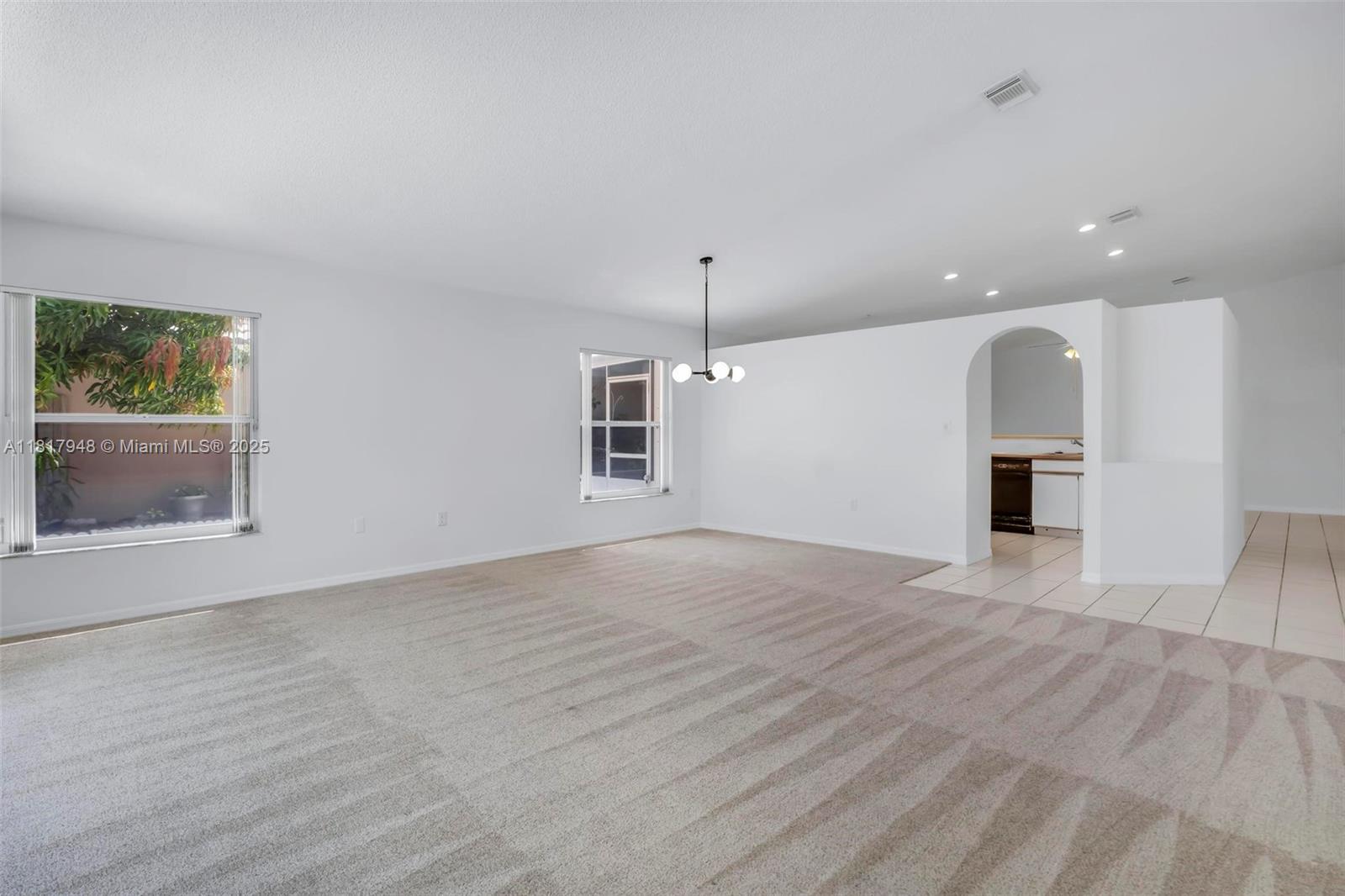 1061 NW 191st Ave, Pembroke Pines, Florida image 18