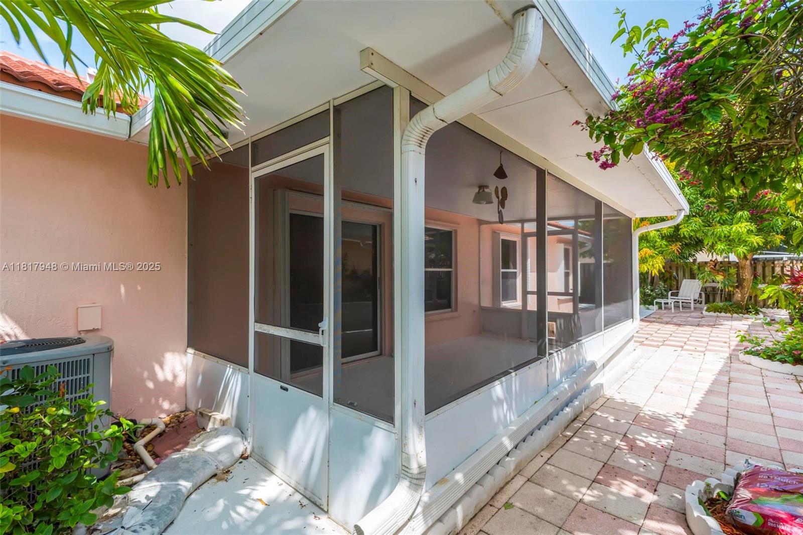 1061 NW 191st Ave, Pembroke Pines, Florida image 35