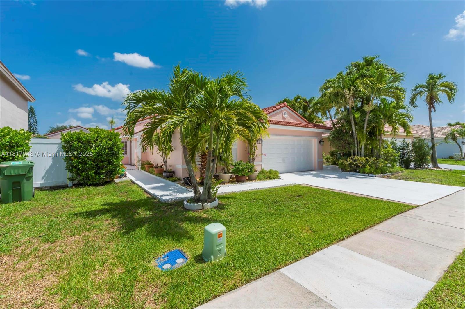 1061 NW 191st Ave, Pembroke Pines, Florida image 36