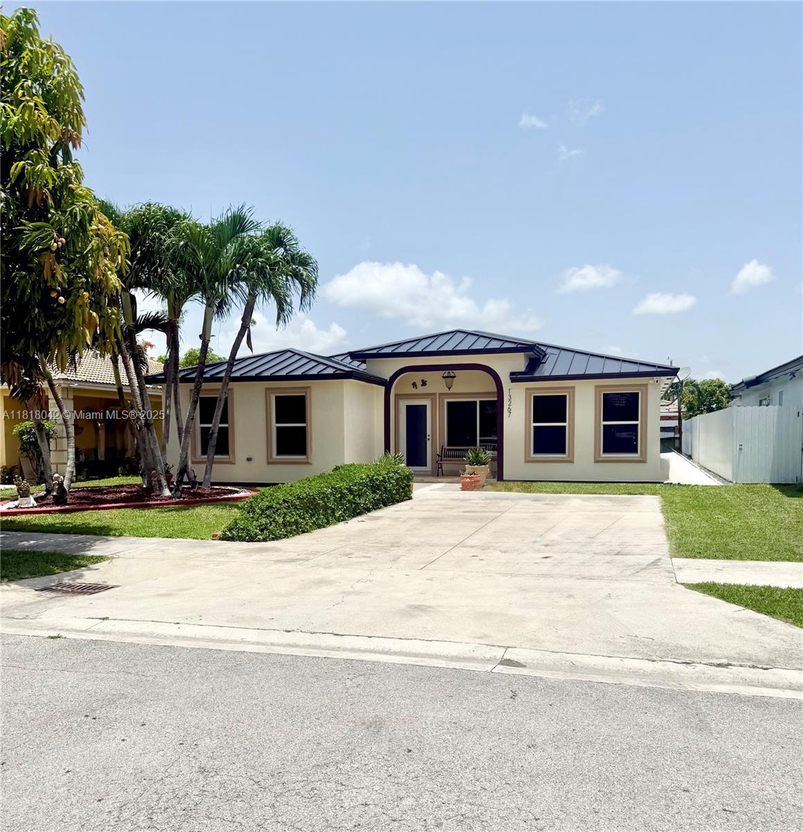 13267 SW 277th Ter, Homestead, Florida image 2