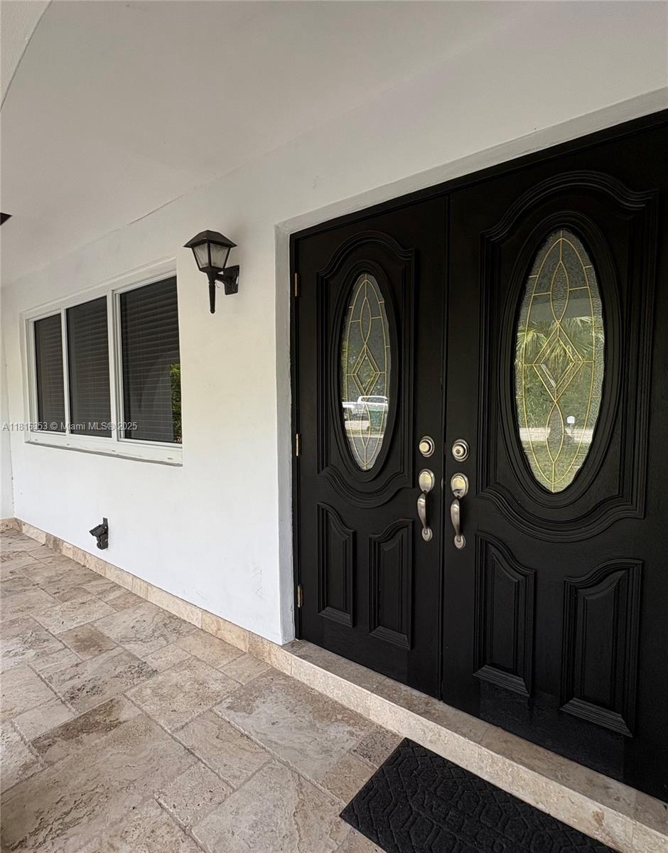 2430 SW 99th Ave, Miami, Florida image 2