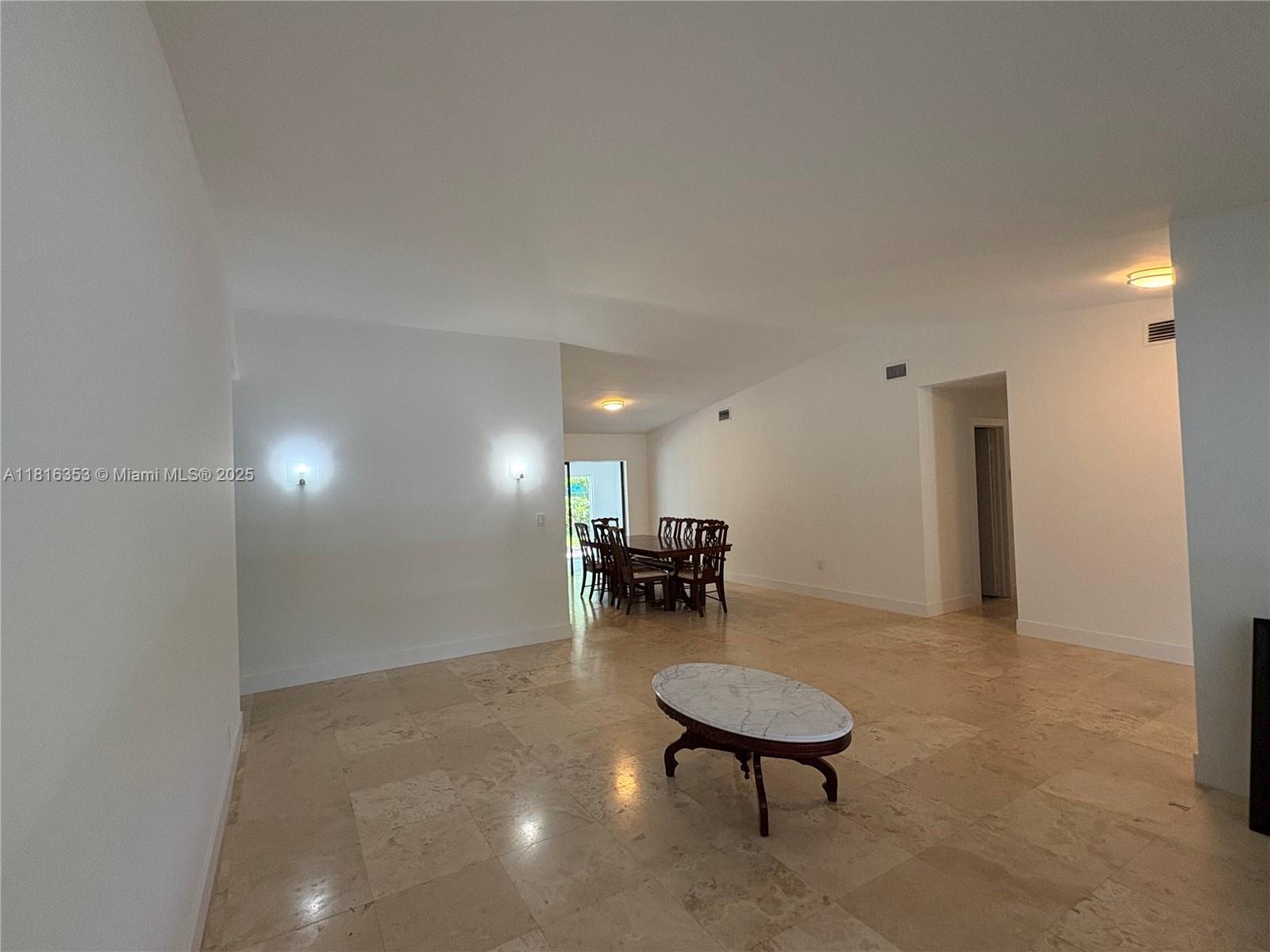 2430 SW 99th Ave, Miami, Florida image 4