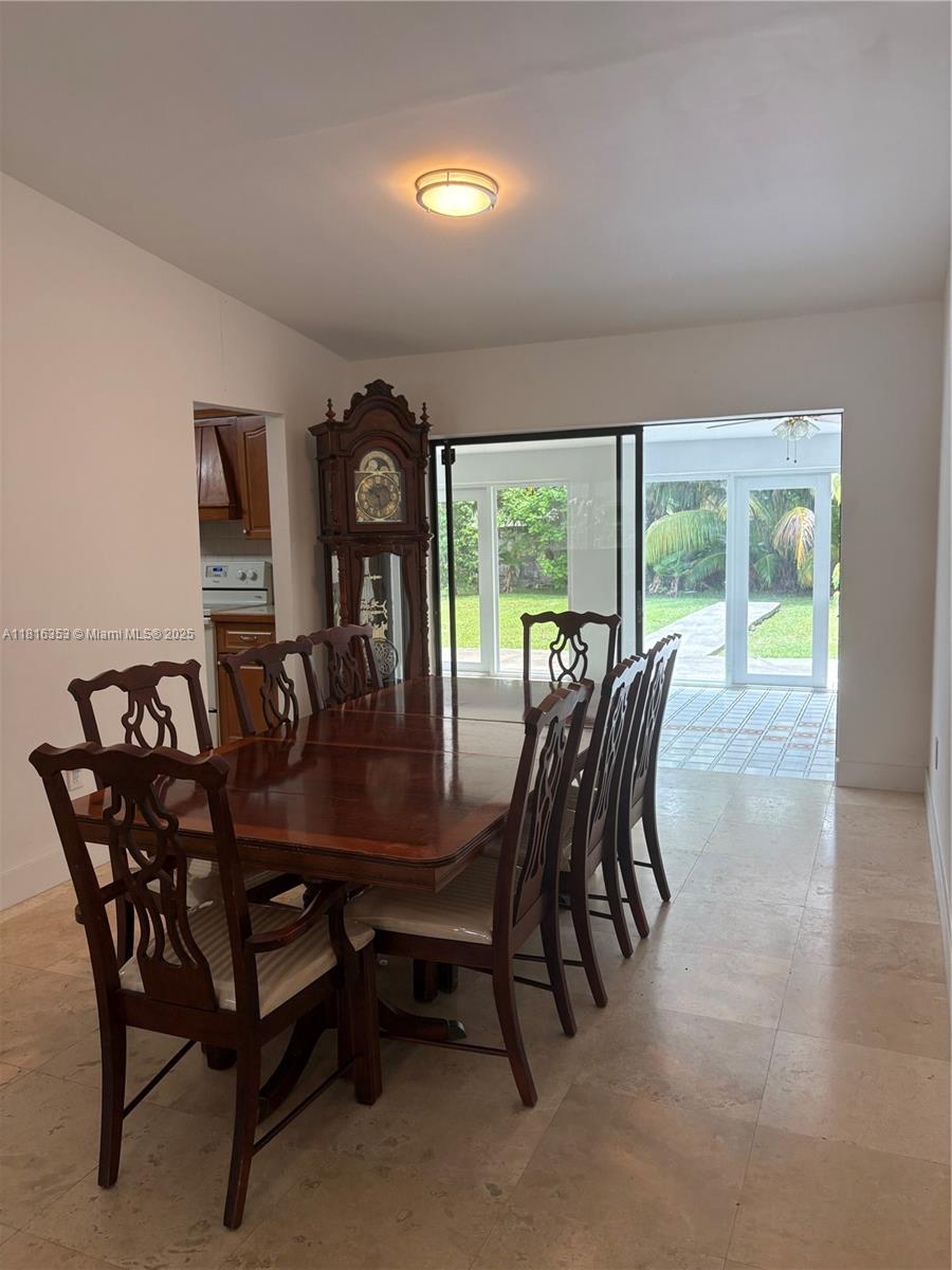 2430 SW 99th Ave, Miami, Florida image 5