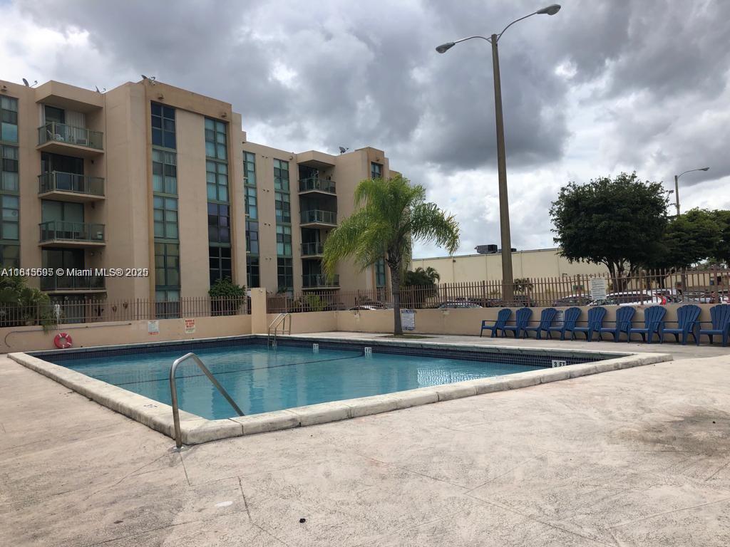 2075 SW 122nd Ave #512, Miami, Florida image 3