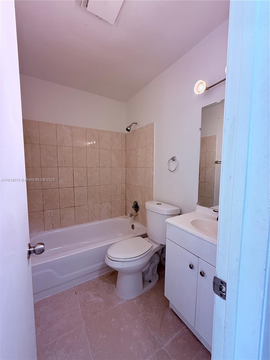 7907 SW 8th St, North Lauderdale, Florida image 19