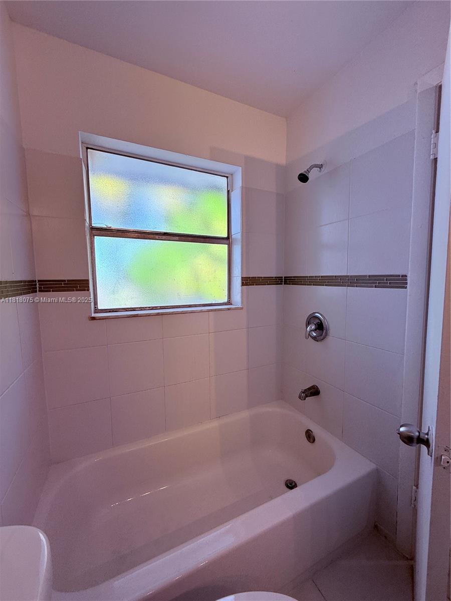 7907 SW 8th St, North Lauderdale, Florida image 30