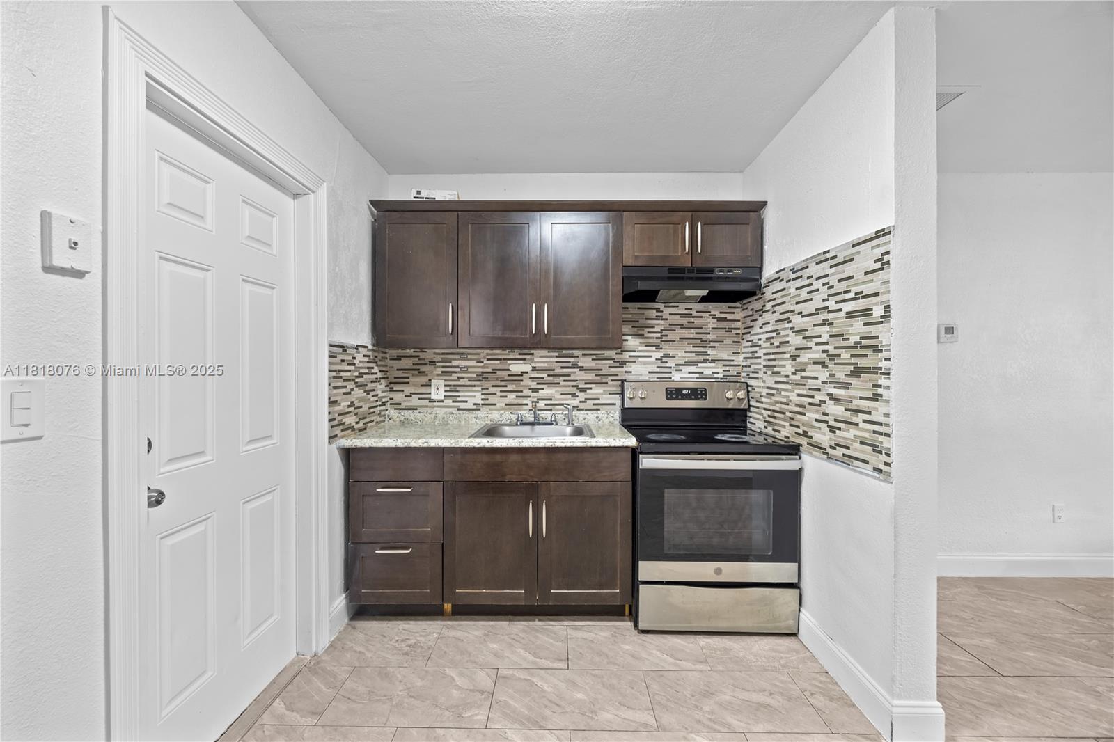 Residentialincome, Miramar, Florida image 4