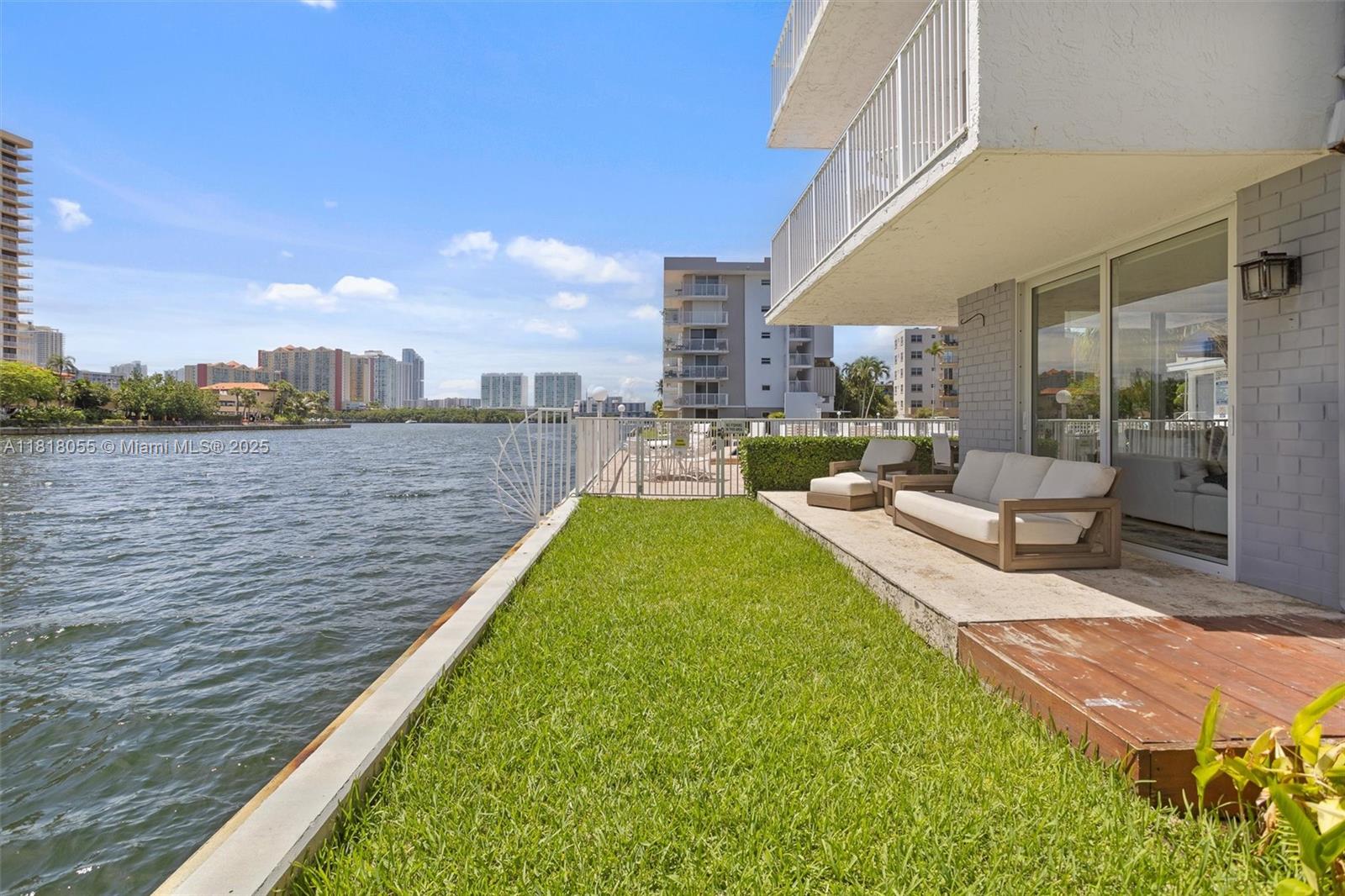 4000 NE 170th St #108, North Miami Beach, Florida image 2